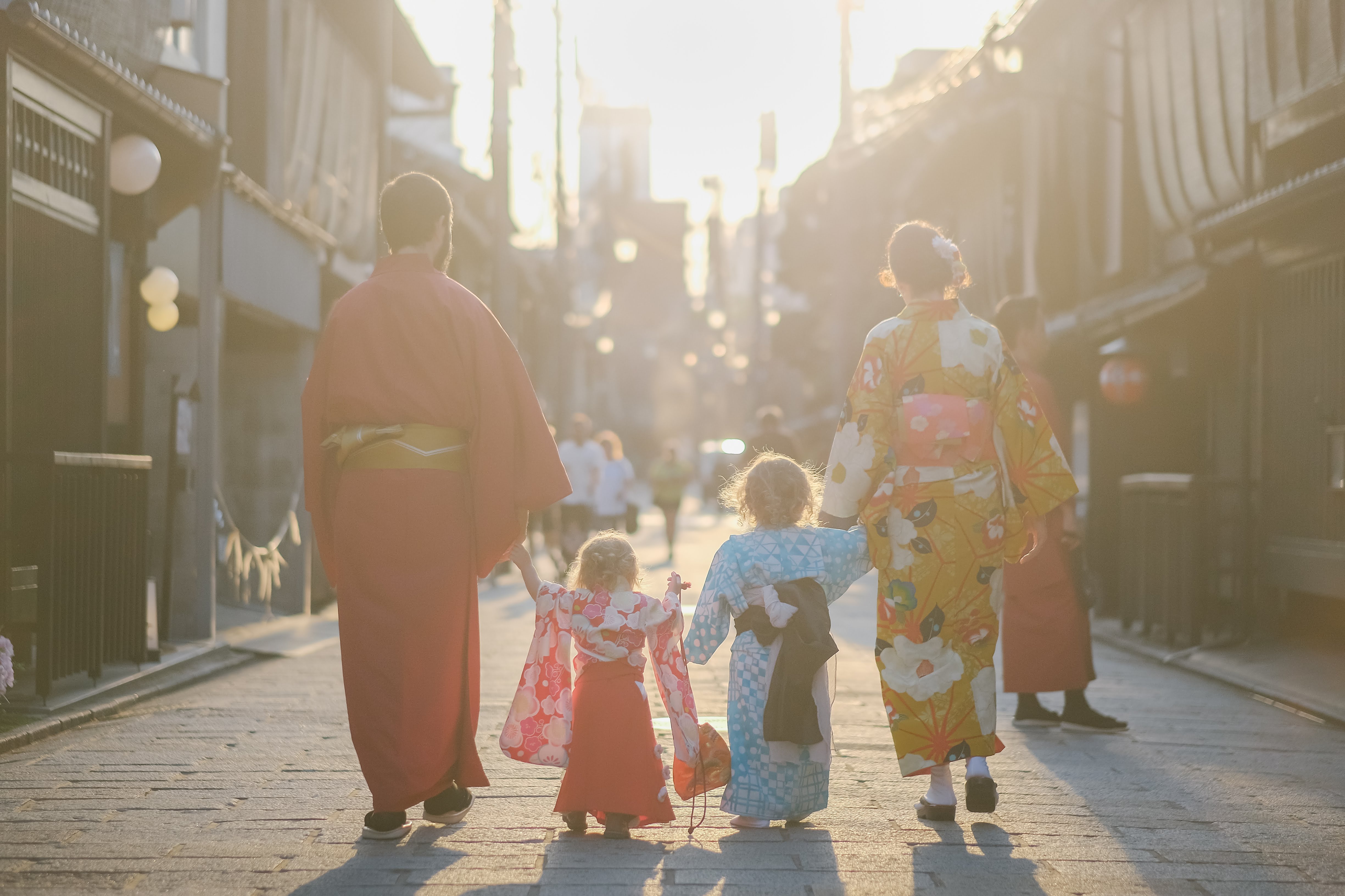 Freelance family photographer in Kyoto